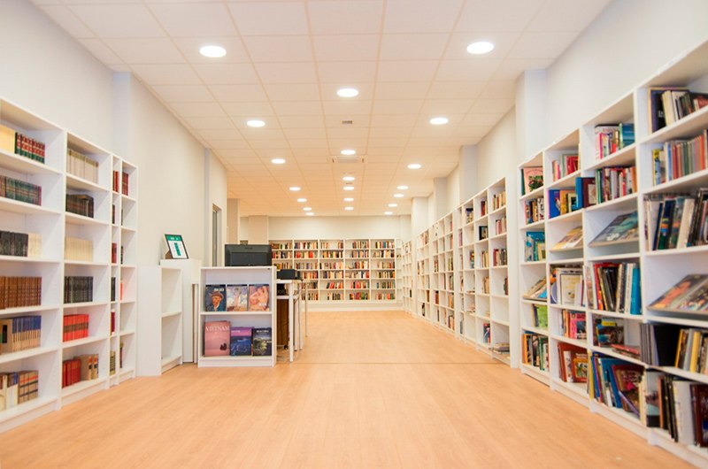 Reforma de librería en Zaragoza